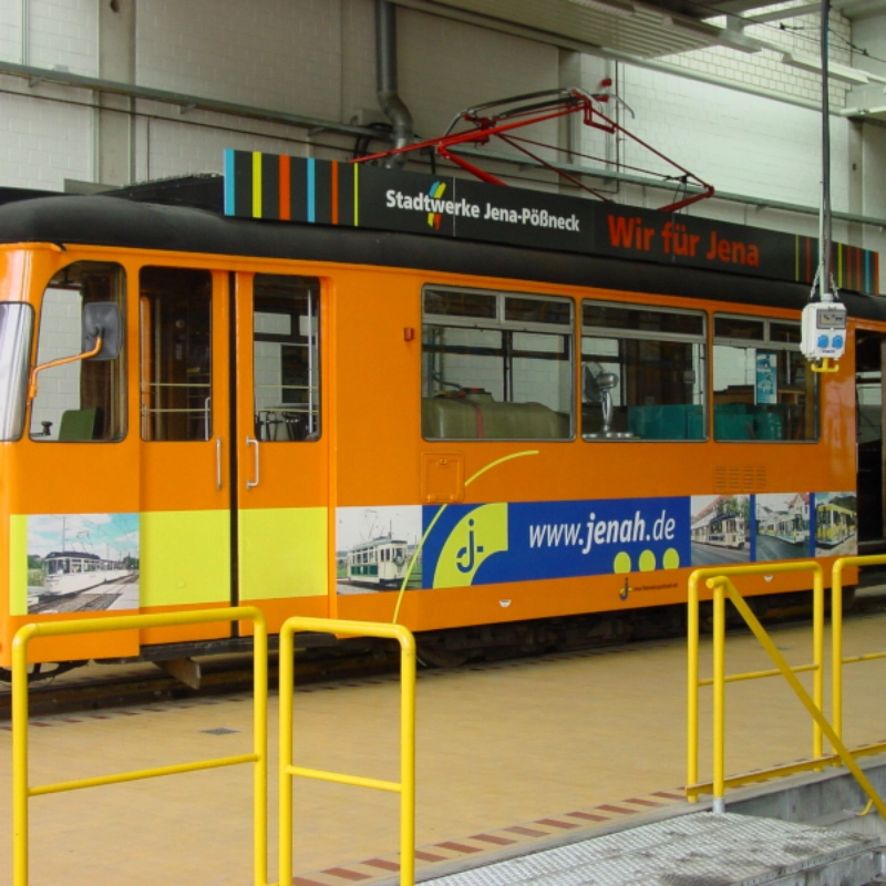 Triebwagen 105 als Arbeitswagen in der Werkstatt 2006.
