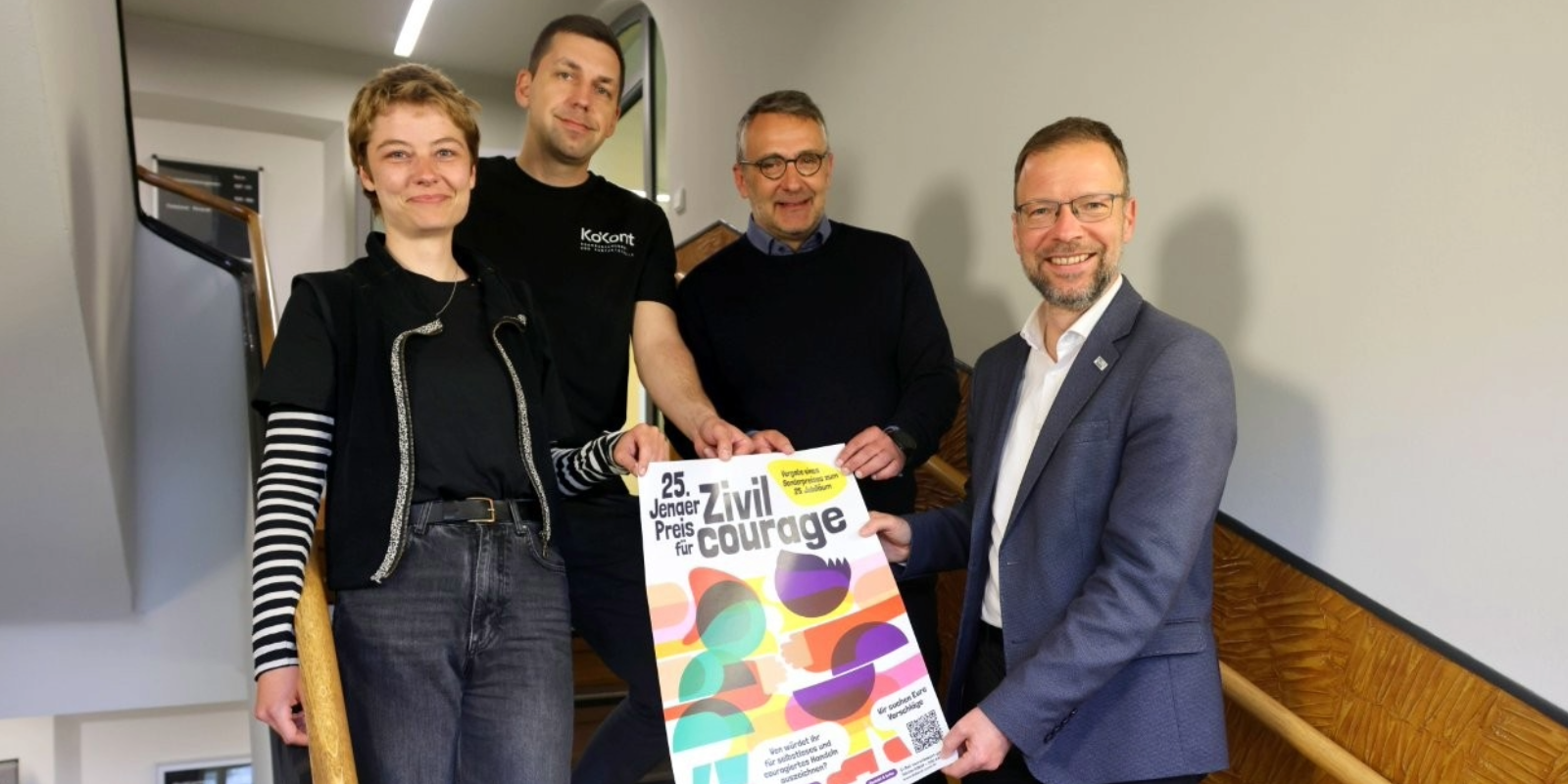 v.l.n..r. Hannah Schwendel und Olaf Skujat von KoKont Jena, Oberbürgermeister Thomas Nitzsche, Pressesprecher von jenawohnen Gunnar Poschmann